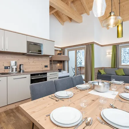 In Near Lift 샬레 잘바흐 힌터글렘